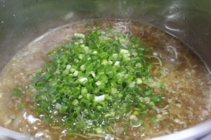 しょうゆ麹の春雨スープ