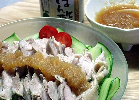 蒸し鶏サラダの出来上がり!