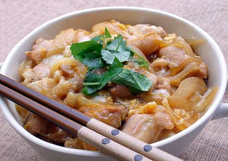 簡単！親子丼の出来上がり～♪