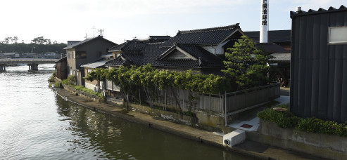 一汁一菜に一糀 一汁一菜に一糀