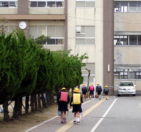 070518school2.jpg