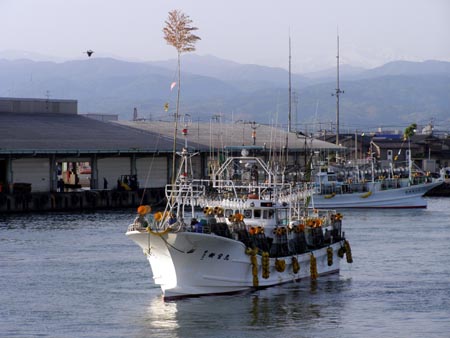 070522kanazawa_port.jpg