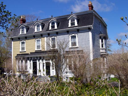 070604house1.jpg