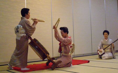 070623yuwaku1.jpg