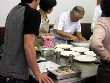 060602chef.jpg